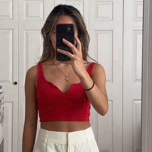 red aritzia tank